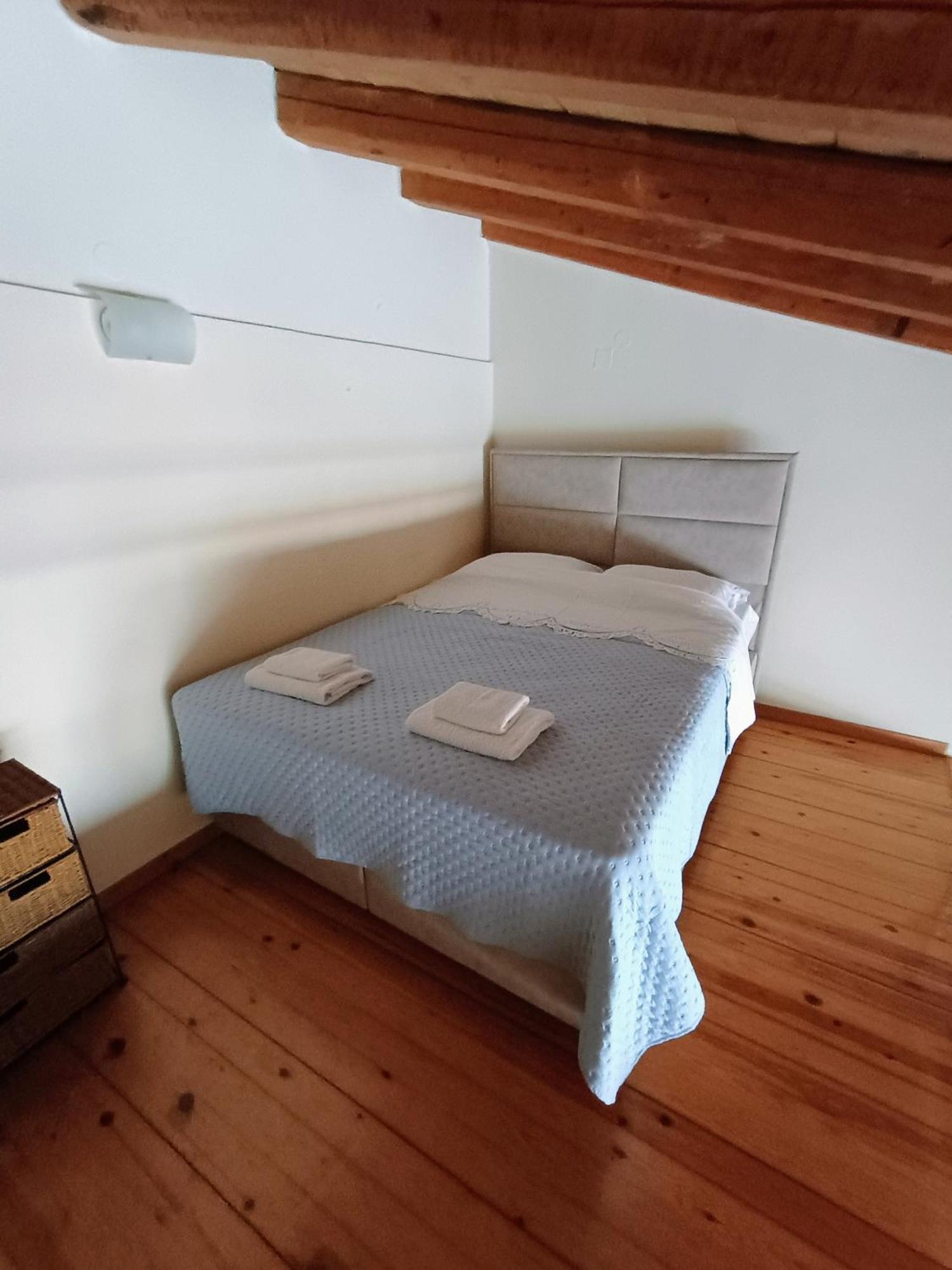Mary's Bright - Corfu Old Town Apartment *